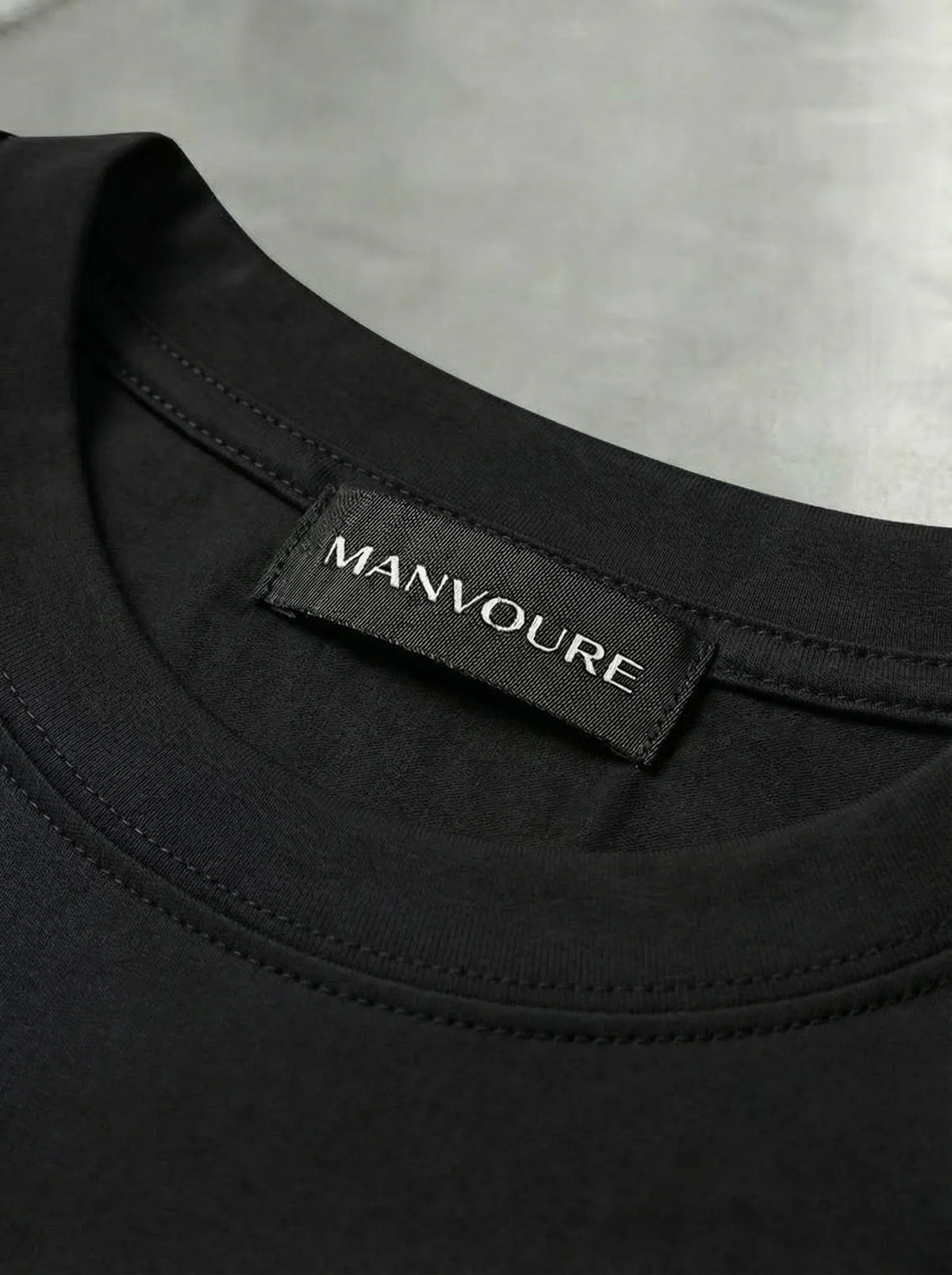 Playera Esencial Negro Jet