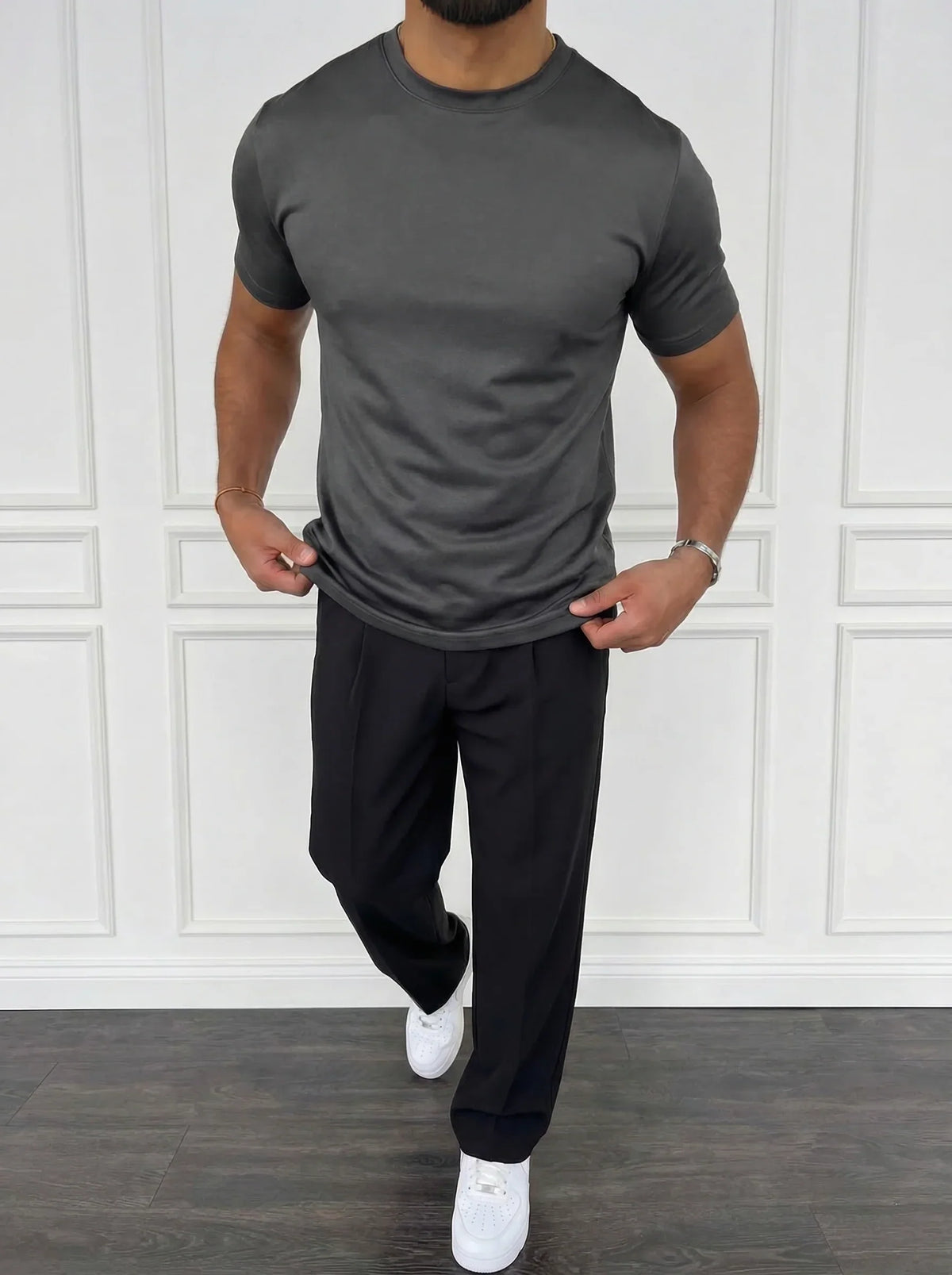 Playera Esencial — Negro Jet