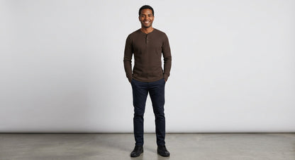 Thermal Henley cafe modelo